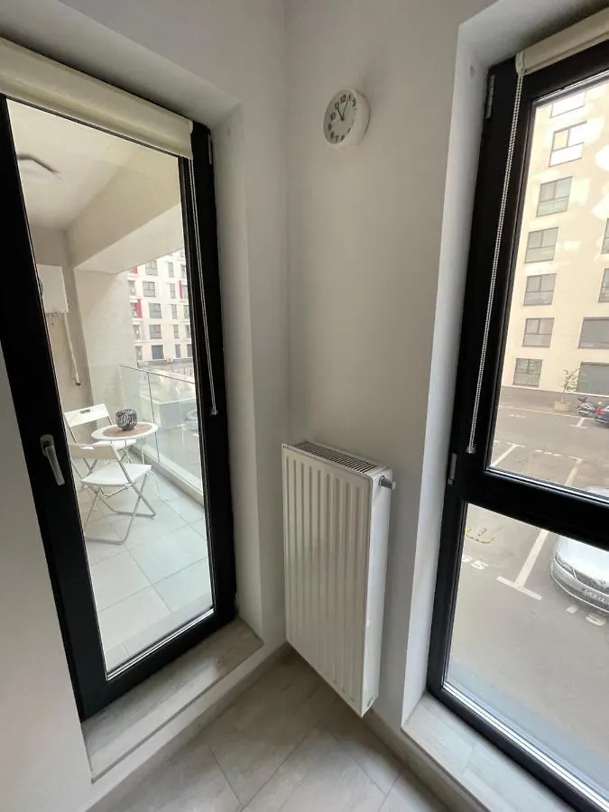 Pearl Luxury Apartment Near Presidential Palace Bucharest Romania